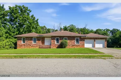 12 Aldersgate Cir, Mount Olive, NJ 07828 - Photo 1