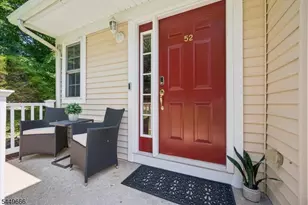 52 Henry Ct, Mount Arlington, NJ 07856 - Photo 3