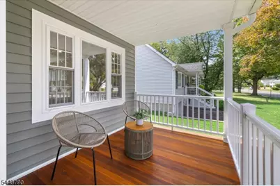 37 Congressional Pkwy, Livingston, NJ 07039 - Photo 3