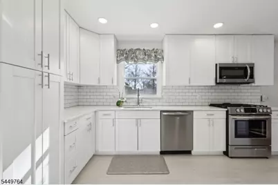 287 Country Club Dr, Oradell, NJ 07649 - Photo 13