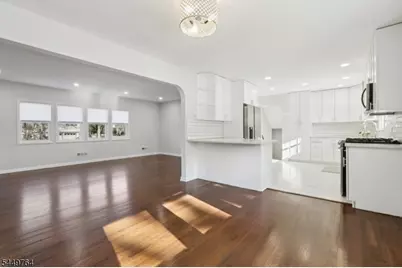 287 Country Club Dr, Oradell, NJ 07649 - Photo 11