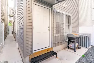 49 N 5th St, Newark, NJ 07107 - Photo 21