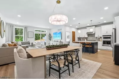22 Flower Horn Blvd, Randolph Township, NJ 07869 - Photo 5