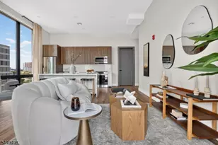 303 Washington St, Newark, NJ 07102 - Photo 11