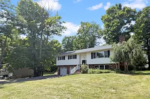 69 Cedar Tree Dr, Vernon, NJ 07422 - Photo 3