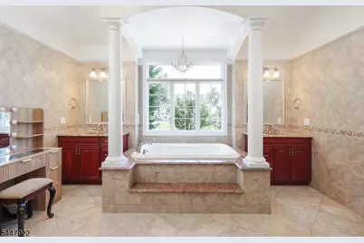94 Hillcrest Dr, Clark Township, NJ 07066 - Photo 29
