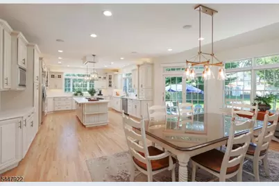 94 Hillcrest Dr, Clark Township, NJ 07066 - Photo 13