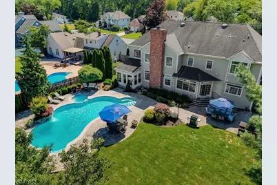 94 Hillcrest Dr, Clark Township, NJ 07066 - Photo 3
