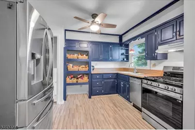 612 Betsy Ross Pl, Bound Brook, NJ 08805 - Photo 7