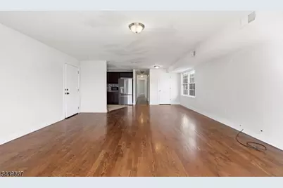 17 Stanton St, Newark, NJ 07114 - Photo 3