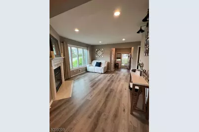 206 Patriots Rd, Parsippany, NJ 07950 - Photo 3