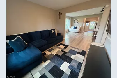 206 Patriots Rd, Parsippany, NJ 07950 - Photo 11