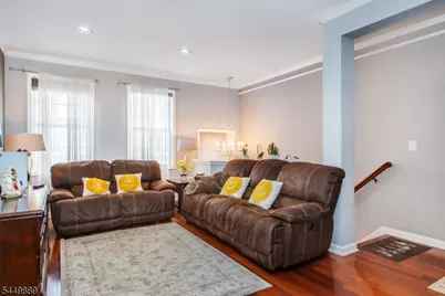 14 Barrister St, Clifton, NJ 07013 - Photo 5