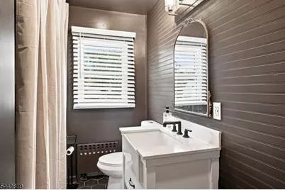 5 Anna Marie Ct, Fairfield, NJ 07004 - Photo 13