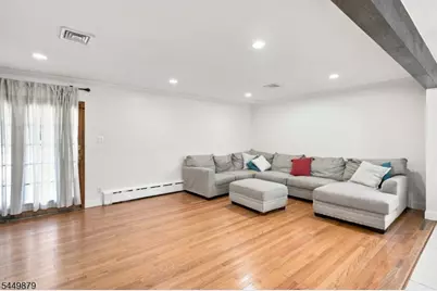 5 Anna Marie Ct, Fairfield, NJ 07004 - Photo 7