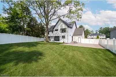 17 Meadow Rd, Clark Township, NJ 07066 - Photo 29