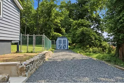 1104 N Washington Ave, Green Brook Township, NJ 08812 - Photo 7