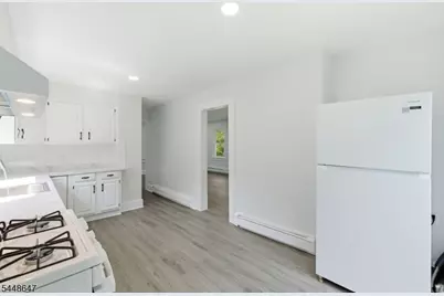 1104 N Washington Ave, Green Brook Township, NJ 08812 - Photo 19