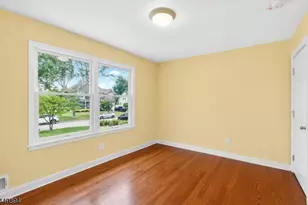 37 Hall Dr, Clark Township, NJ 07066 - Photo 11