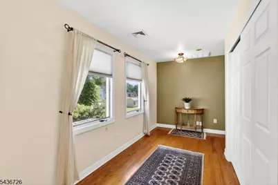 37 Hall Dr, Clark Township, NJ 07066 - Photo 21