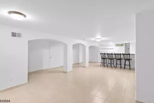 37 Hall Dr, Clark Township, NJ 07066 - Photo 27