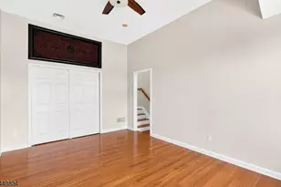 37 Hall Dr, Clark Township, NJ 07066 - Photo 17