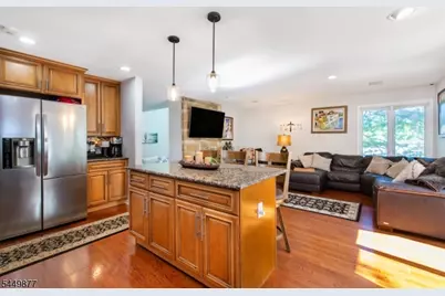 153 Clarken Dr, West Orange Township, NJ 07052 - Photo 7