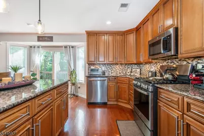 153 Clarken Dr, West Orange Township, NJ 07052 - Photo 5