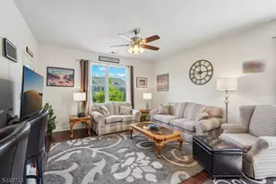 43 Elston Ct, Wanaque, NJ 07420 - Photo 3