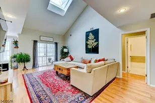 58 Pasture Ct, Roxbury Township, NJ 07852 - Photo 5
