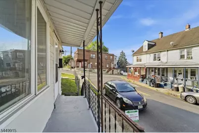 319 Warren St, Phillipsburg, NJ 08865 - Photo 3