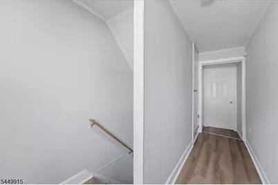 319 Warren St, Phillipsburg, NJ 08865 - Photo 13