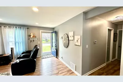 72 Valley View Rd, Hillside, NJ 07205 - Photo 13
