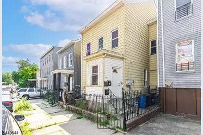 39 Hillman St, Paterson, NJ 07522 - Photo 3