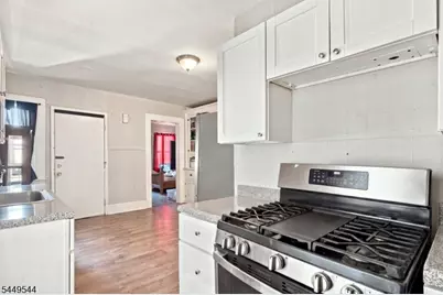 39 Hillman St, Paterson, NJ 07522 - Photo 13