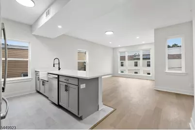 335 21st St, Irvington, NJ 07111 - Photo 1