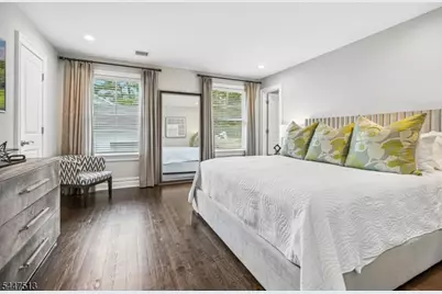 2 Troy Dr, Millburn, NJ 07078 - Photo 29
