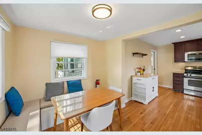 18 Columbia Ave, Berkeley Heights Township, NJ 07922 - Photo 9
