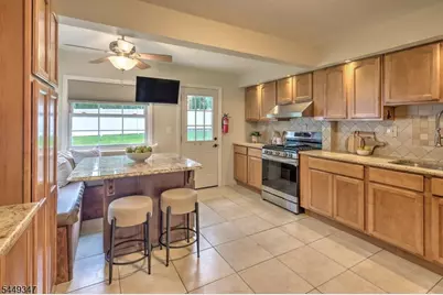 1108 Woodruff St, Woodbridge Township, NJ 08830 - Photo 7