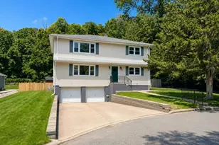 28 Carr St, Pompton Lakes, NJ 07442 - Photo 1