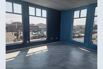 256 Chestnut St, Newark, NJ 07105 - Photo 3