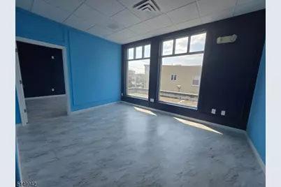 256 Chestnut St, Newark, NJ 07105 - Photo 11