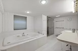 559 Parkview Ave, Westfield, NJ 07090 - Photo 27