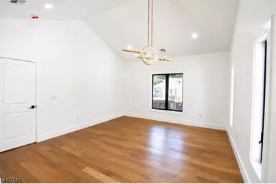 6 Henoch Ave, Clifton, NJ 07013 - Photo 23