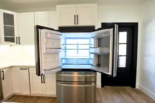 6 Henoch Ave, Clifton, NJ 07013 - Photo 17