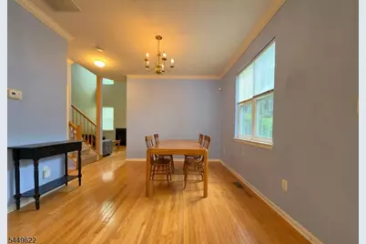 315 Birch Ct, New Brunswick, NJ 08901 - Photo 5