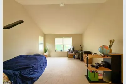 315 Birch Ct, New Brunswick, NJ 08901 - Photo 13