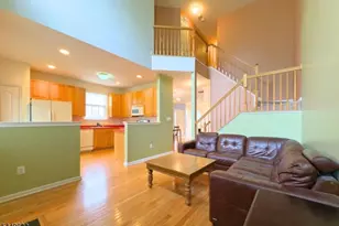 315 Birch Ct, New Brunswick, NJ 08901 - Photo 7