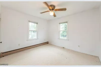17 South Dr, Woodland Park, NJ 07424 - Photo 13