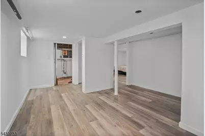 88 Franklin Ter, Irvington, NJ 07111 - Photo 11